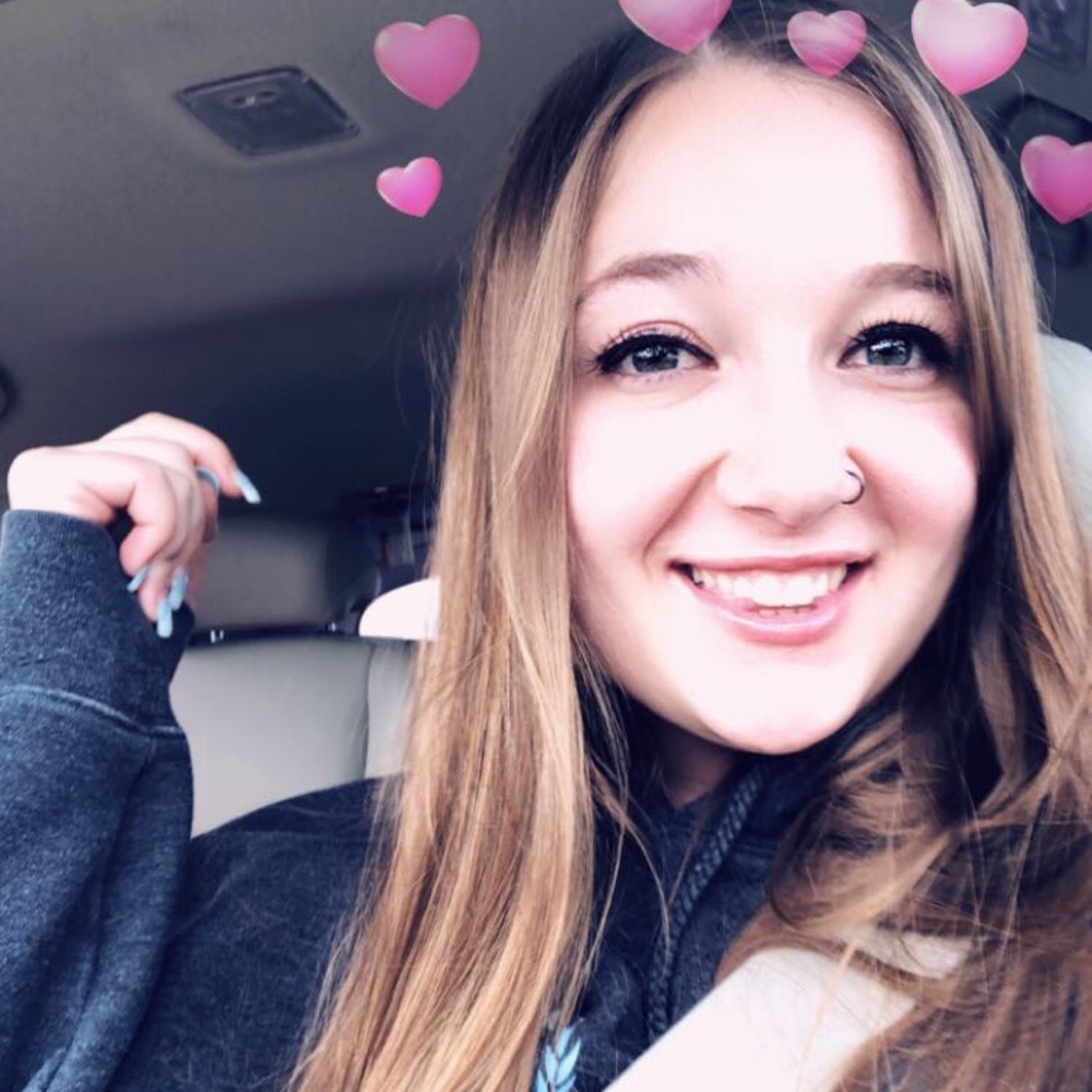 Meet your Posher, Stephanie